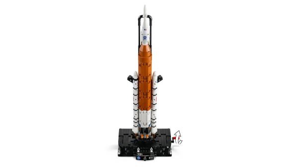 LEGO Technic Nasa Artemis Uzay Fırlatma Sistemi Roketi 42221