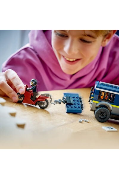 LEGO City Polis Mahkum Naklıye Aracı 60479
