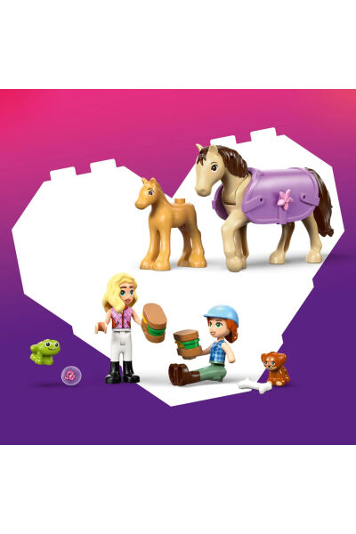 LEGO Friends At ve Tay Römorku 42695