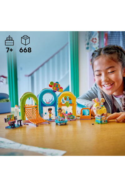 LEGO Friends Eğlenceli Kapalı Oyun Parkı 42686