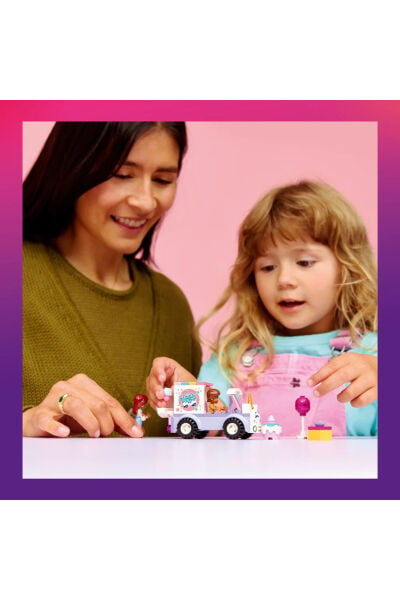 LEGO Friends Tek Boynuzlu At Pasta Dağıtım Arabası 42675