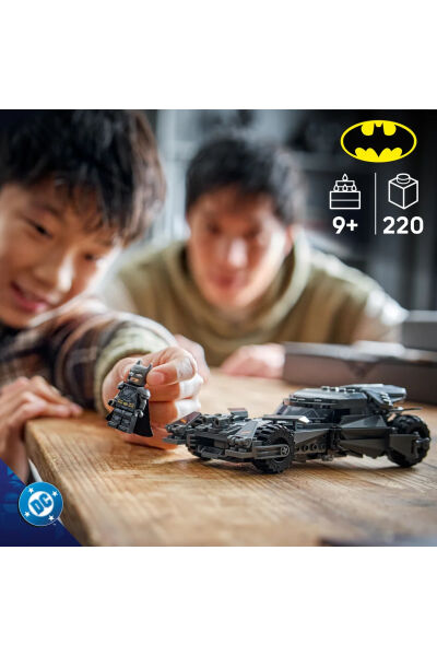 LEGO DC Batman ve Superman Batmobile 76331