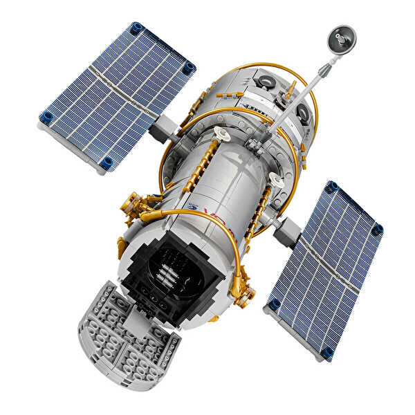 LEGO Icons Hubble Teleskobu 11382